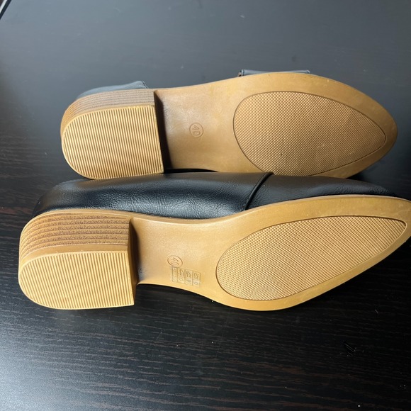 Womens Black Mule Loafer US 9 EU 40 Leather Slip On Block Heel Preppy Officecore - Picture 5 of 9